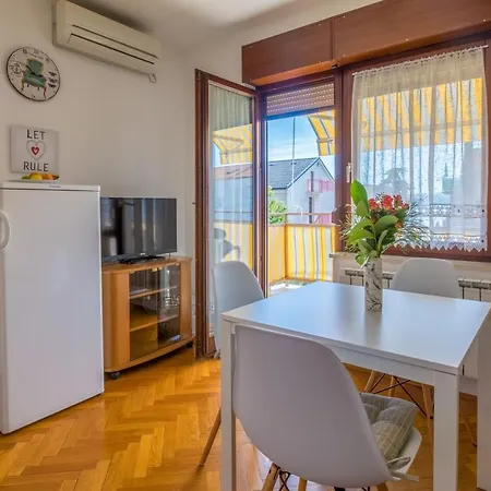 One-bedroom In I Apartament